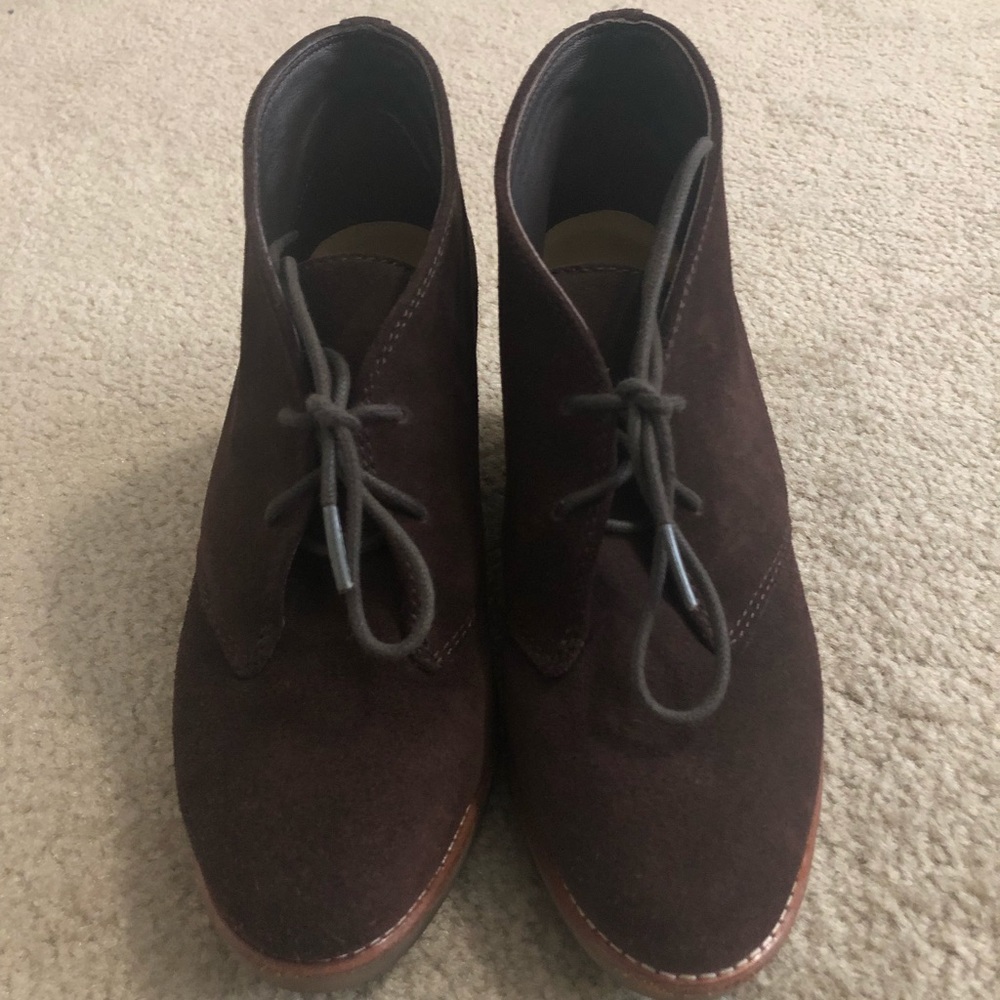 Coach - Picture 4 of 8